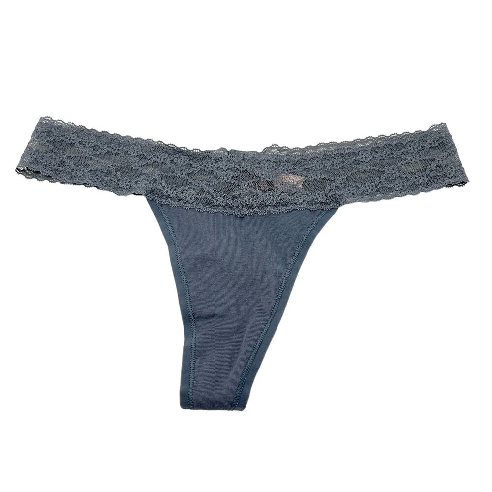 Victoria's Secret Women Gray Lace Trim Low Rise String Thong Panty M